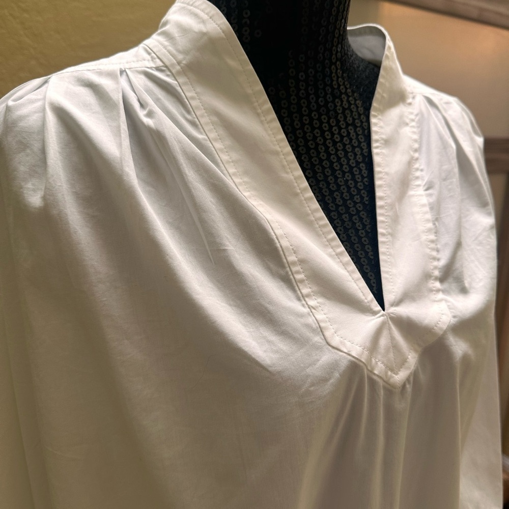 Banana Republic NWT White Blouse Size L ๐ค - Picture 2 of 6